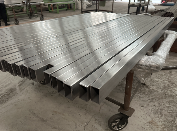 陇南新能源汽车用不锈钢方管 现货